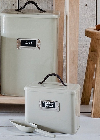 Small Pet Bin in Clay Baytree Interiors > Pet Care